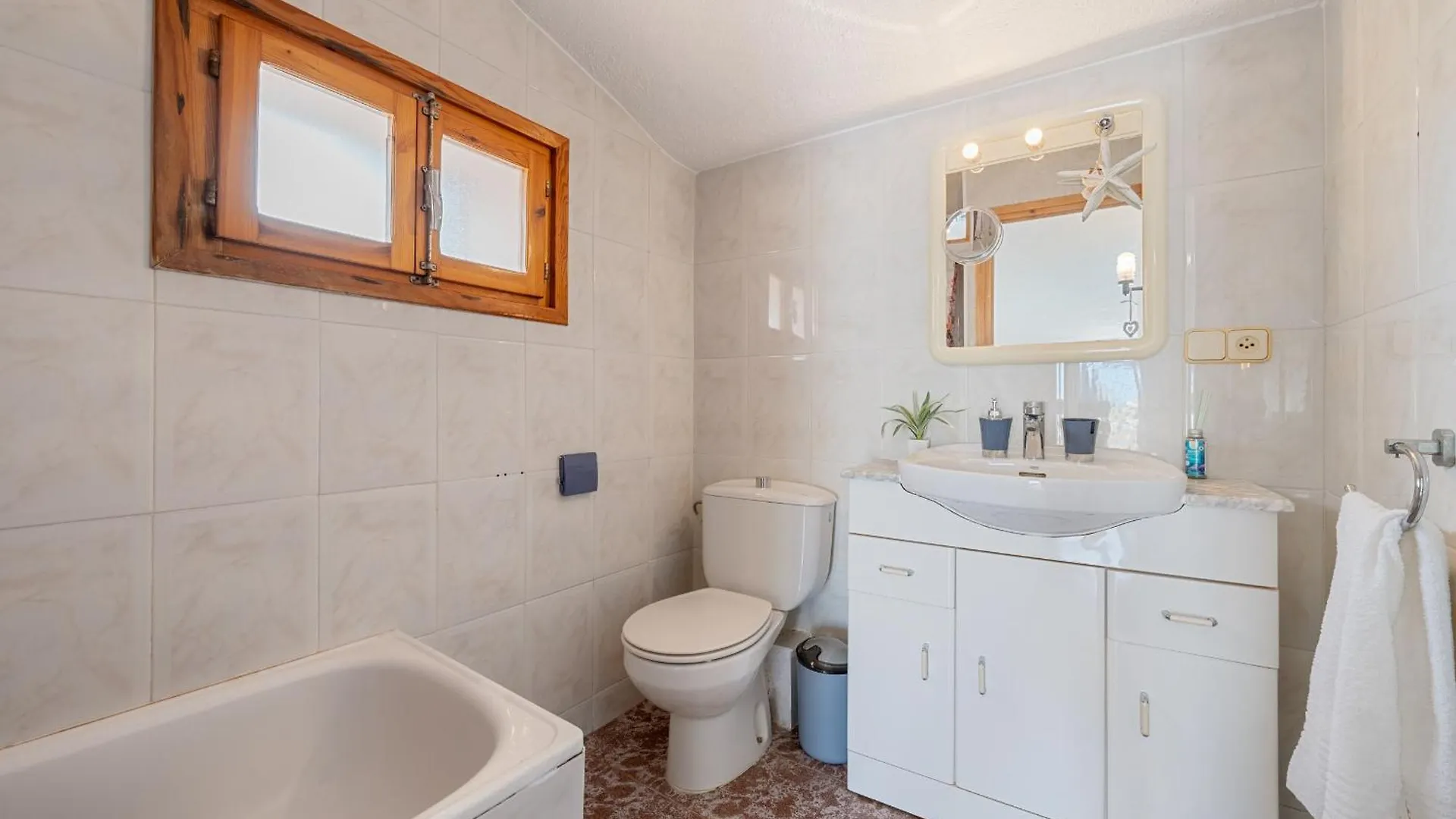 Hauzify I Casa D'En Gras Villa L'Ametlla de Mar Spain